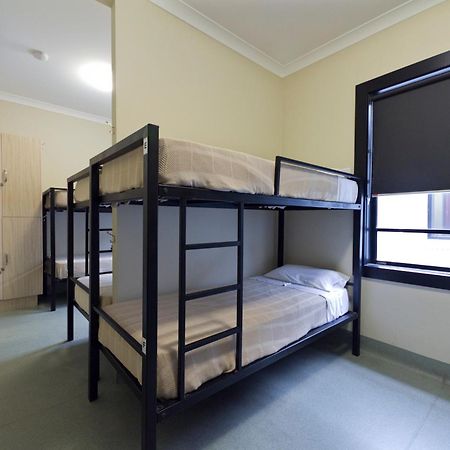คูลังกัตตา แซนด์ โฮเต็ล Hostel Coolangatta ภายนอก รูปภาพ