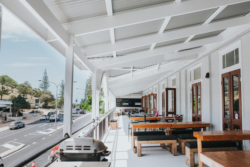คูลังกัตตา แซนด์ โฮเต็ล Hostel Coolangatta ภายนอก รูปภาพ