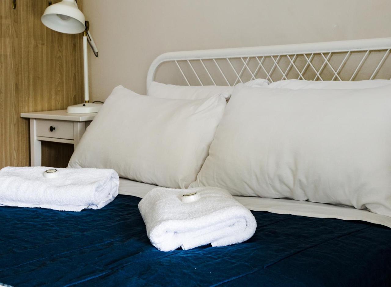 คูลังกัตตา แซนด์ โฮเต็ล Hostel Coolangatta ภายนอก รูปภาพ