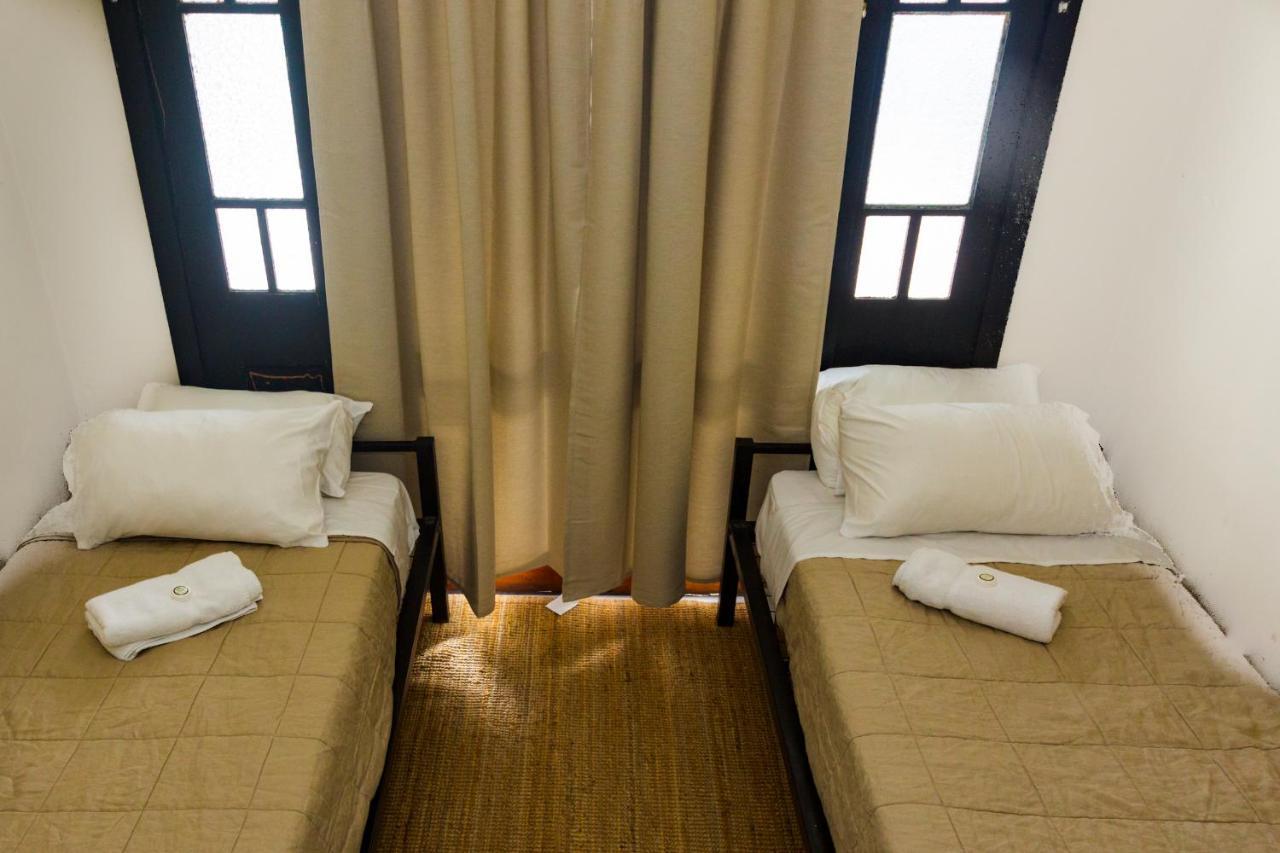 คูลังกัตตา แซนด์ โฮเต็ล Hostel Coolangatta ภายนอก รูปภาพ