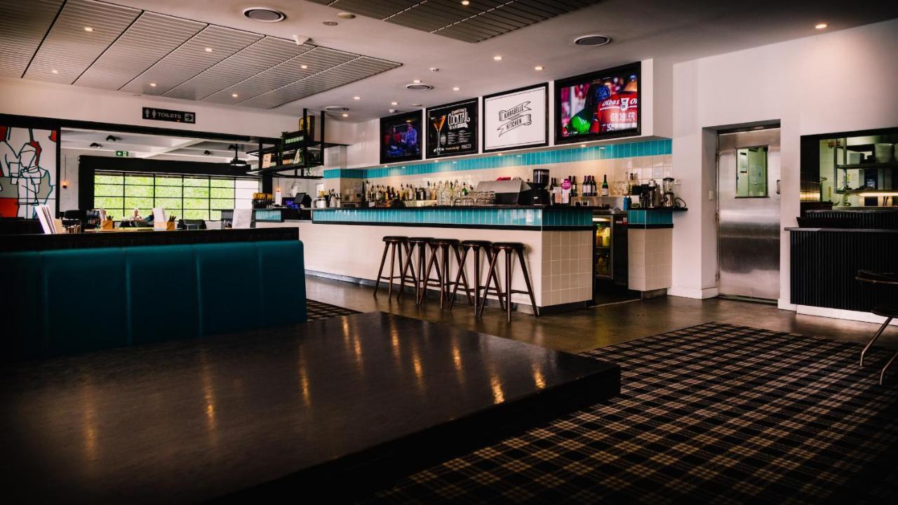 คูลังกัตตา แซนด์ โฮเต็ล Hostel Coolangatta ภายนอก รูปภาพ