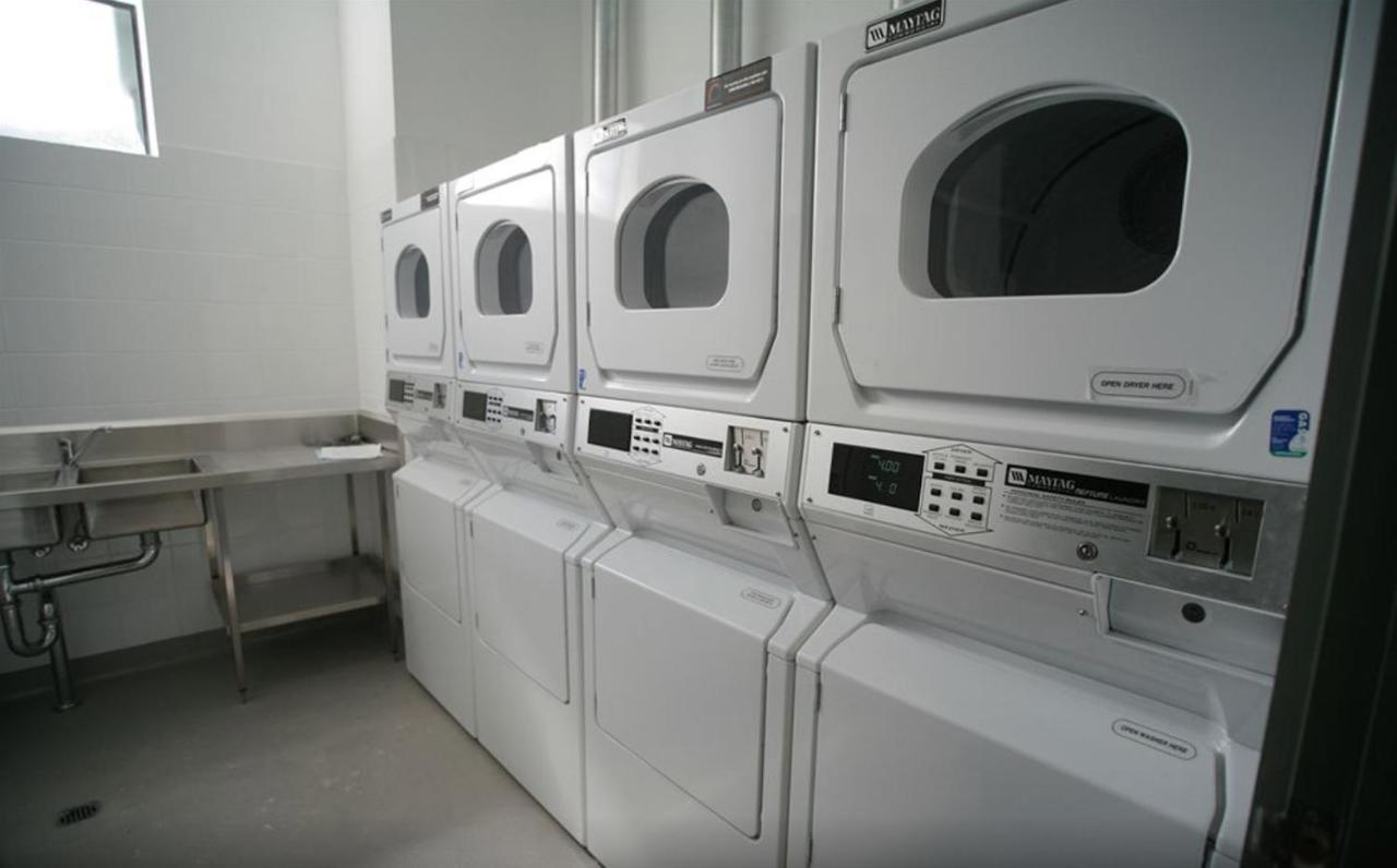 คูลังกัตตา แซนด์ โฮเต็ล Hostel Coolangatta ภายนอก รูปภาพ